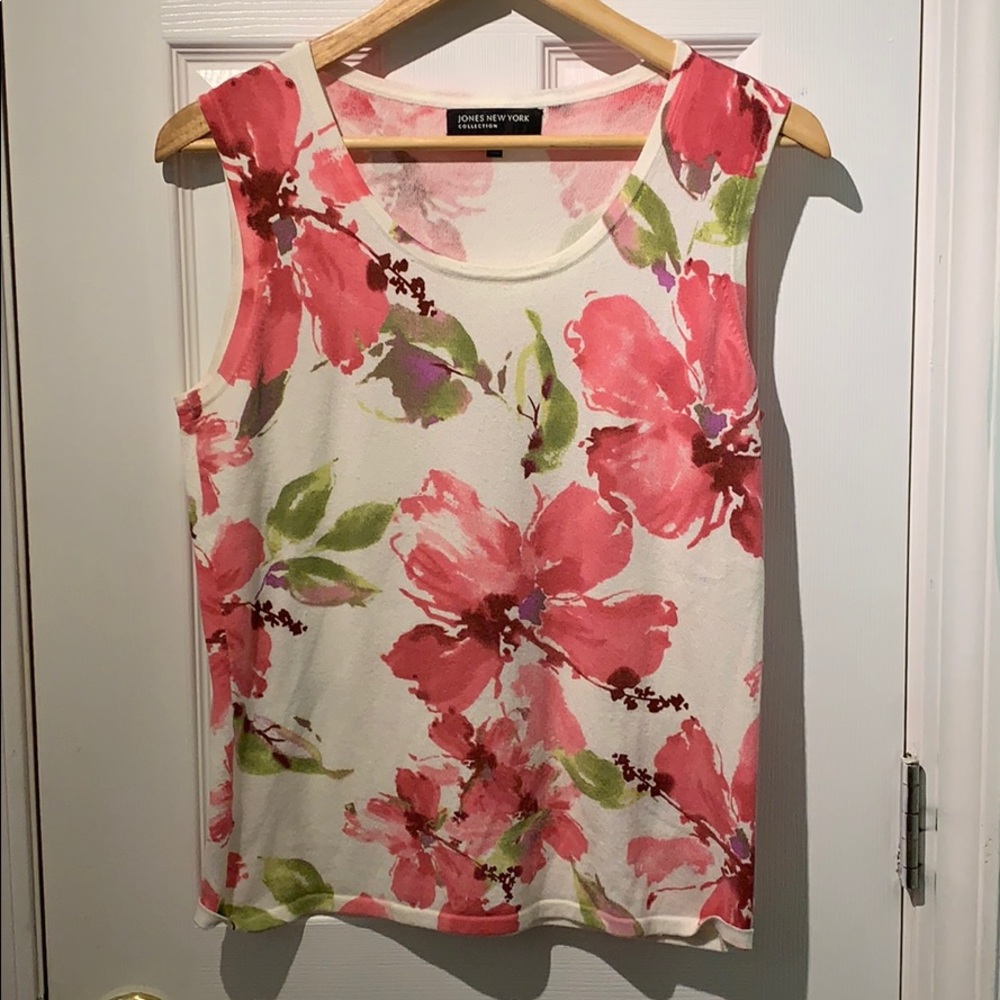 Jones New York sleeveless knit top - Medium